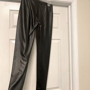 Form fitting rock star leggings-HotTopic-look great, lightweight, versatile!!